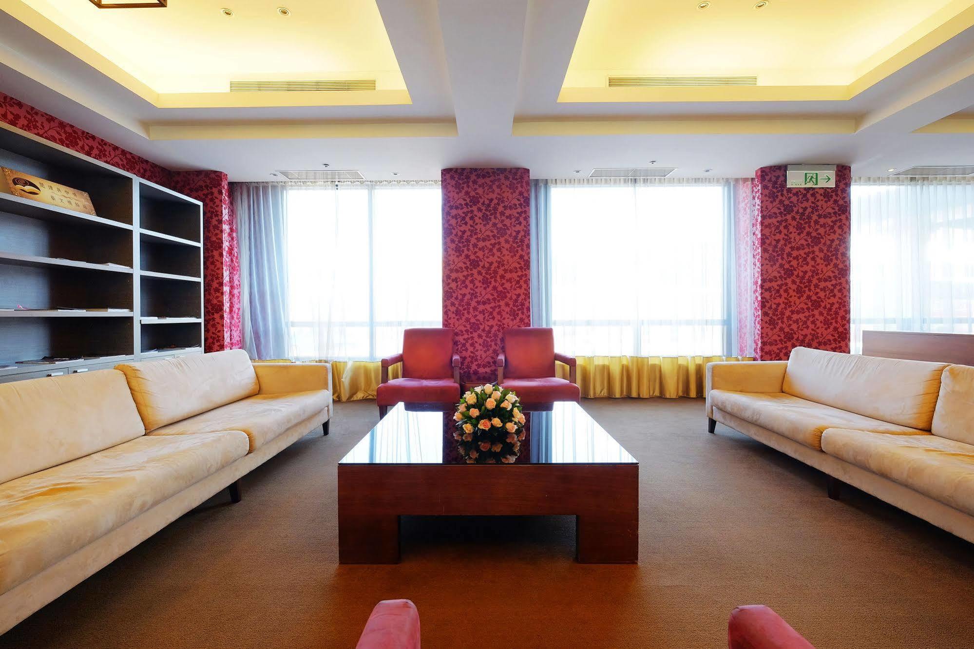 City Suites - Taoyuan Gateway Kültér fotó